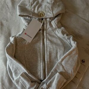 *BRAND NEW* Lululemon Scuba Full-Zip Hoodie